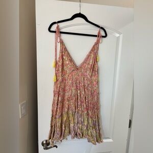 ROCOCO SAND Faye Short Dress in Peach and Butter Yellow - Size XL